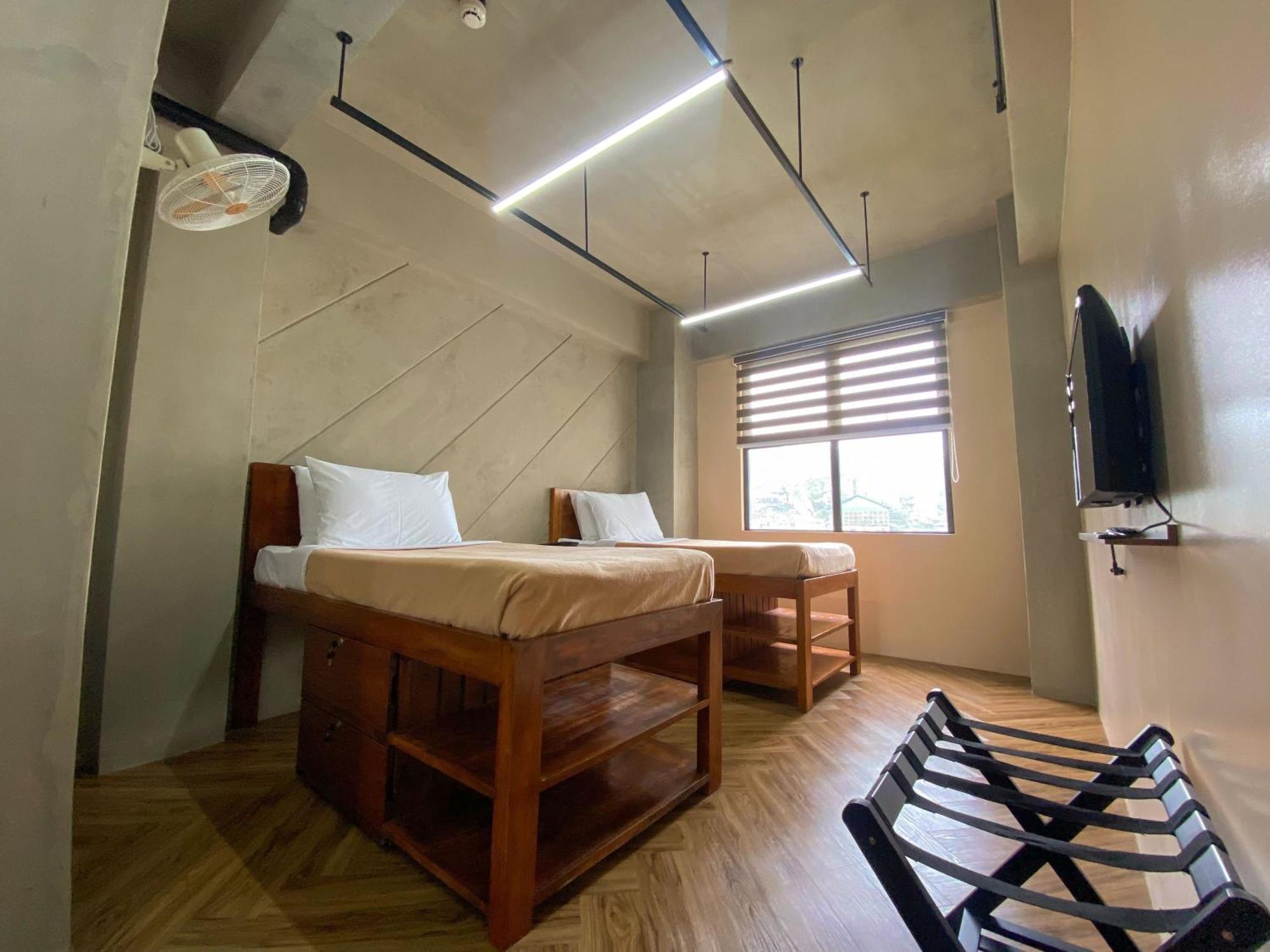 217 Bonifacio Residences Baguio City Стая снимка